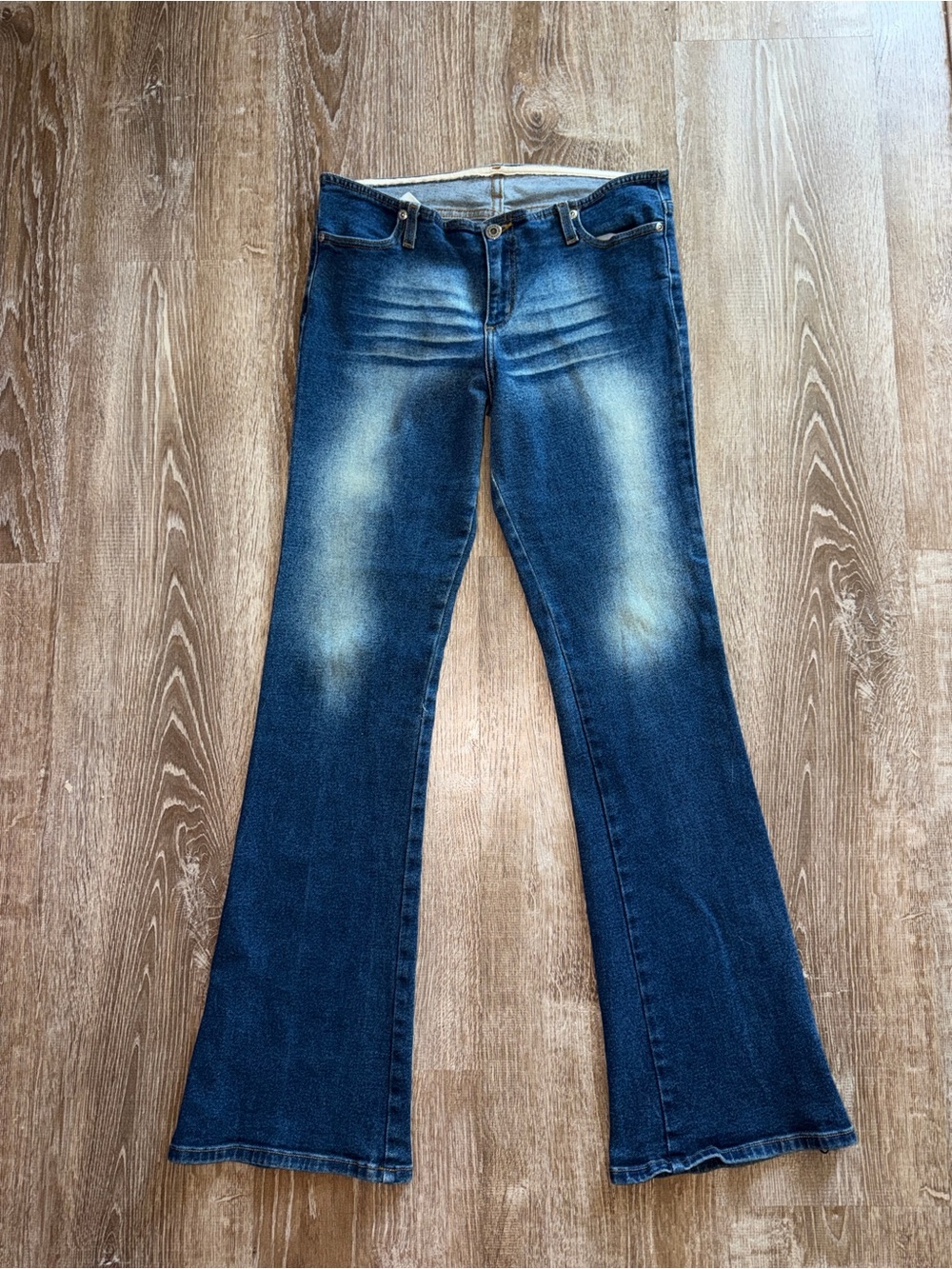 Vintage Y2K Low rise Women's Dark Blue Flared Jeans - Washed Finish